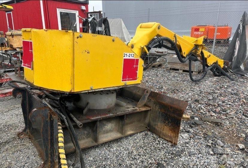 Brokk 330 Crawler excavators