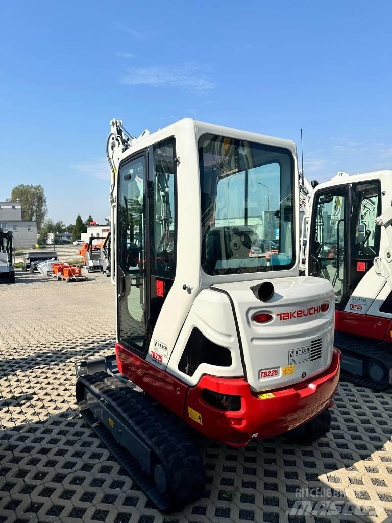 Takeuchi TB 225 V0 Mini excavators < 7t