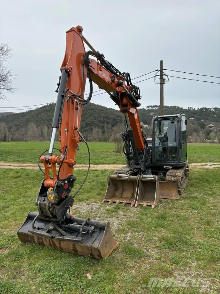 Hitachi ZX85USB-6 Midi excavators  7t - 12t