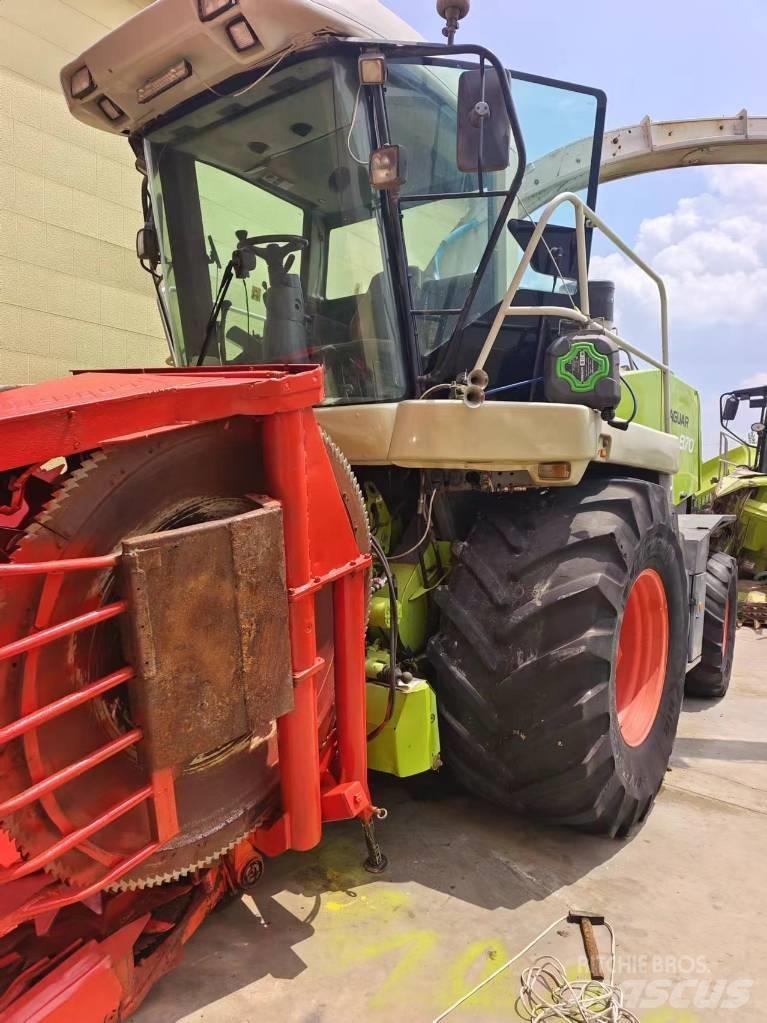 CLAAS Jaguar 870 Self-propelled foragers