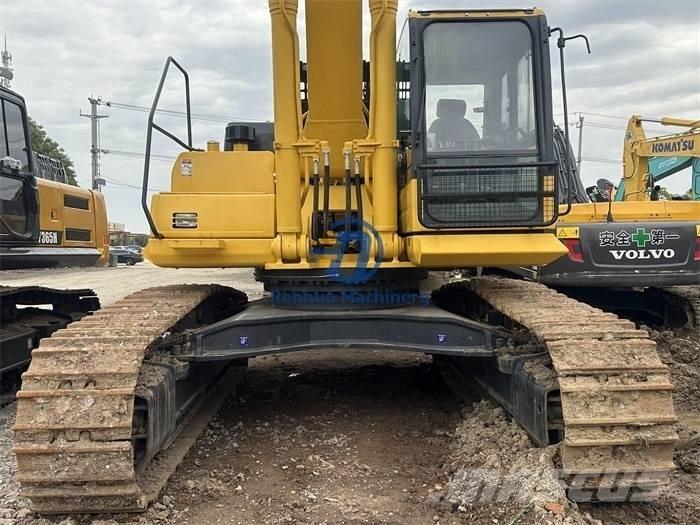 Komatsu PC450-8 Crawler excavators