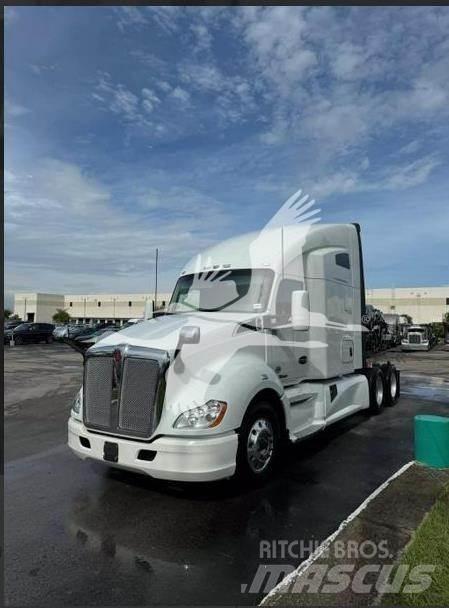 Kenworth T680 Truck Tractor Units