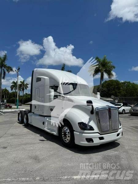 Kenworth T680 Truck Tractor Units