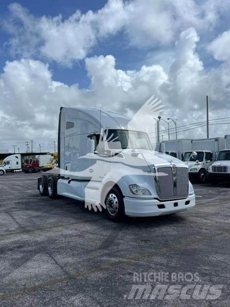 Kenworth T680 Truck Tractor Units