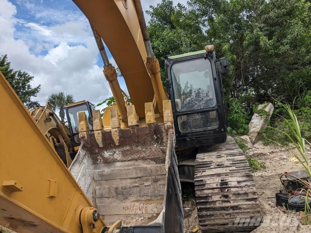 CAT 330 CL Crawler excavators