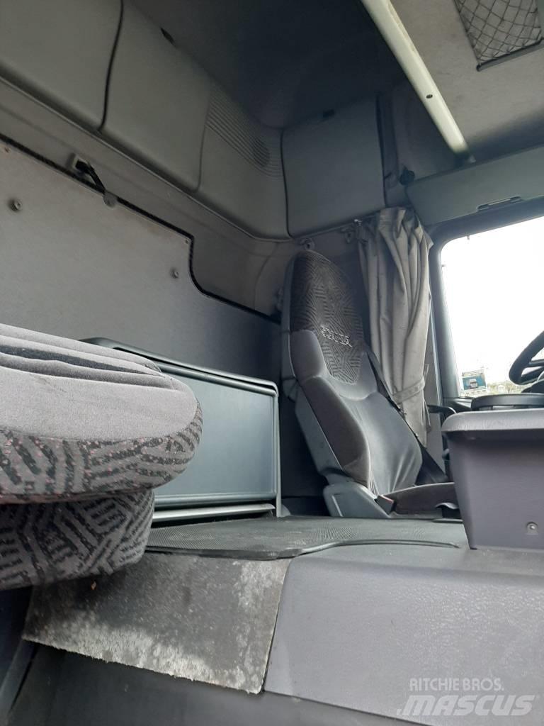 Scania R 124 Tautliner/curtainside trucks