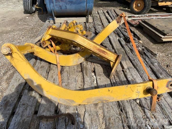 CAT 140H Scarifier Other components
