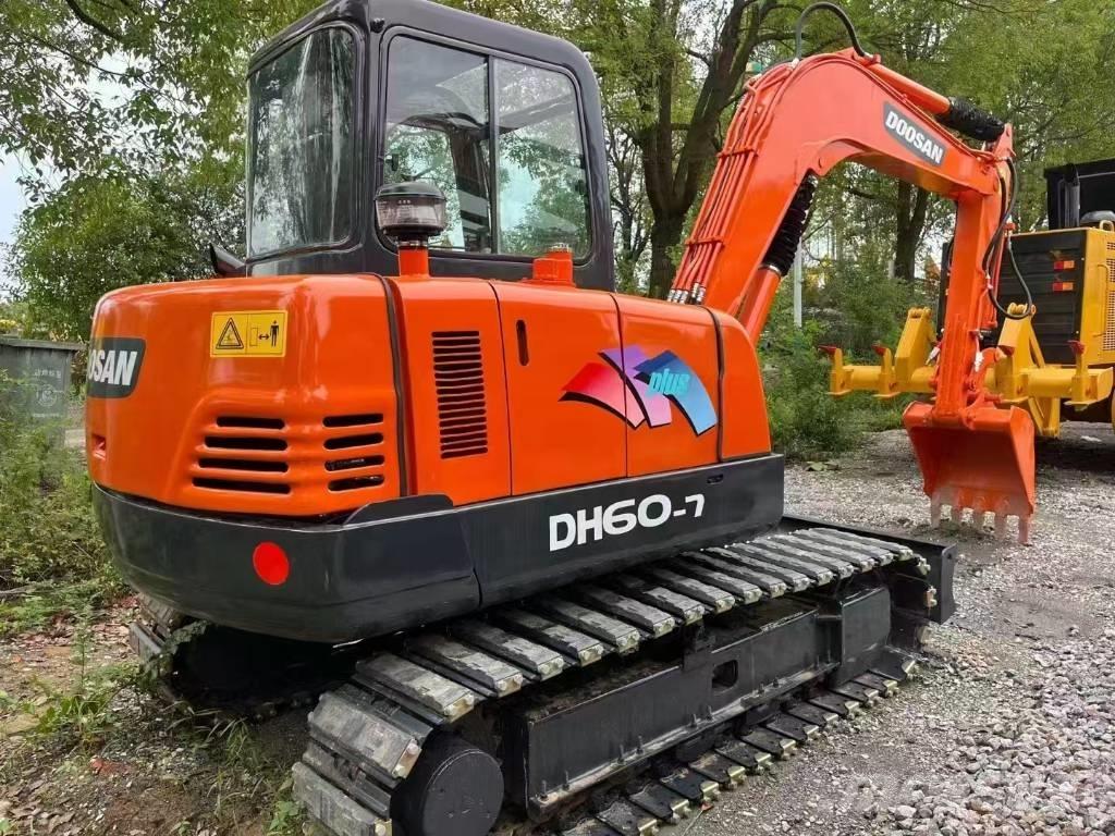 Doosan DH 60-7 Mini excavators < 7t