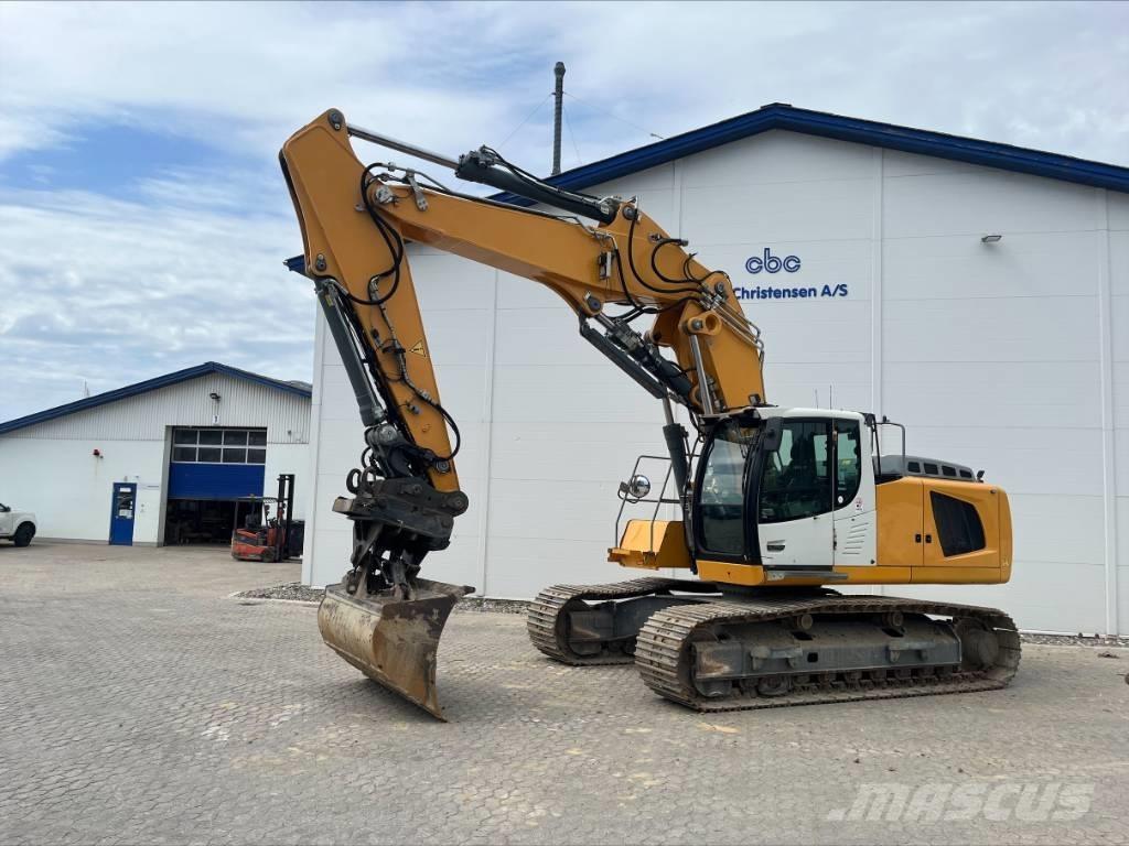 Liebherr 936 LC Crawler excavators