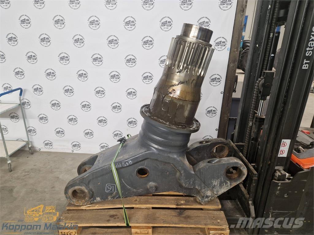 John Deere 1470G Harvester cranes