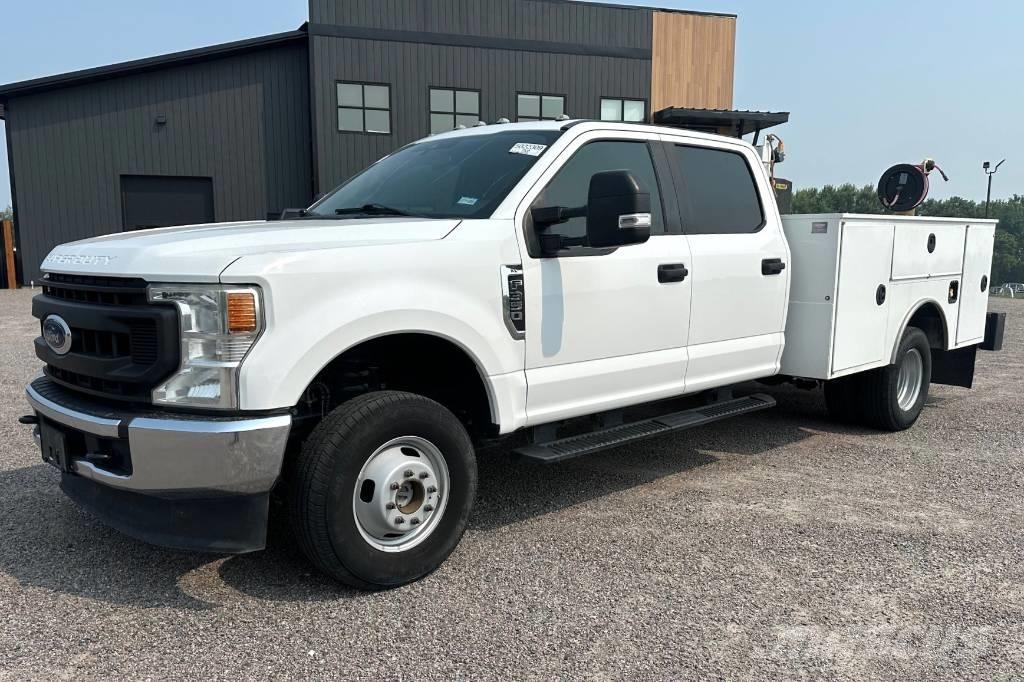 Ford F 350 XL SD Tracked cranes
