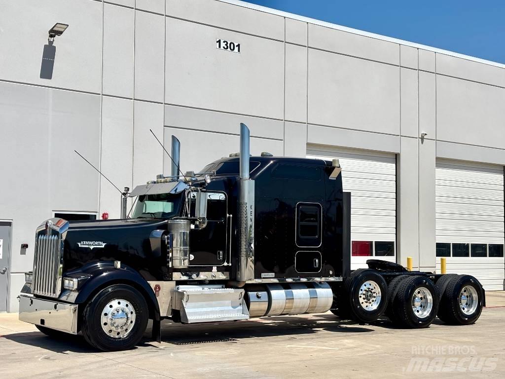 Kenworth W 900 Truck Tractor Units