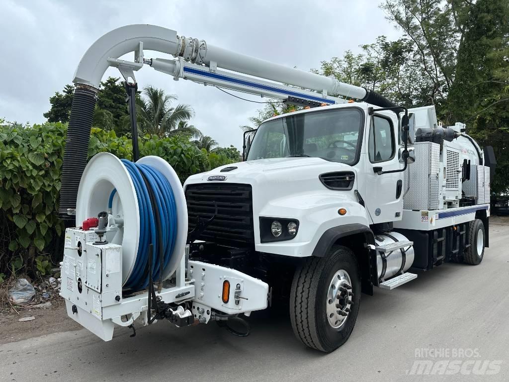 Freightliner 114 SD Sewage disposal Trucks