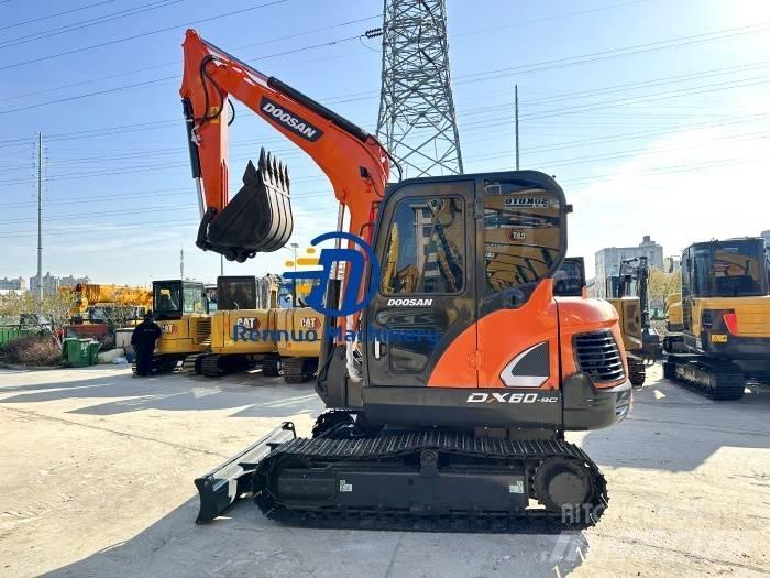 Doosan DX 60 Mini excavators < 7t