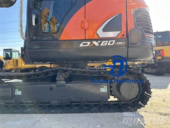 Doosan DX 60 Mini excavators < 7t