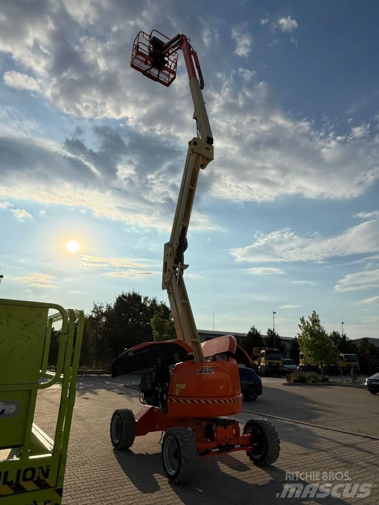 JLG EC450AJ Articulated boom lifts