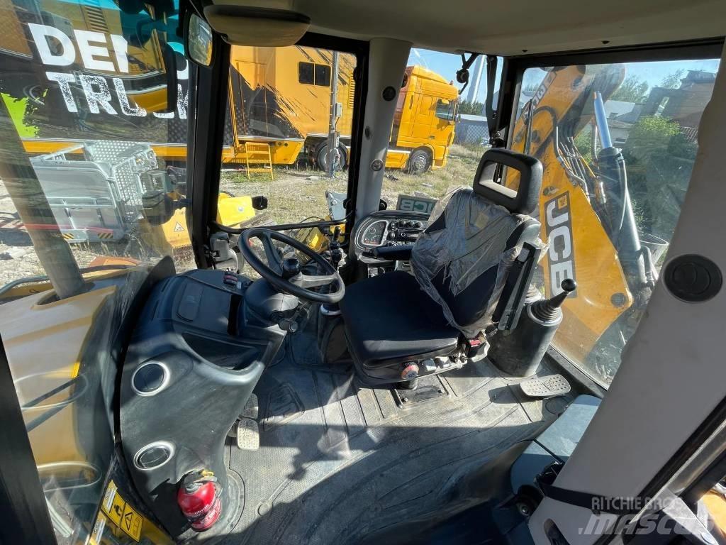 JCB 3 CX TLB's