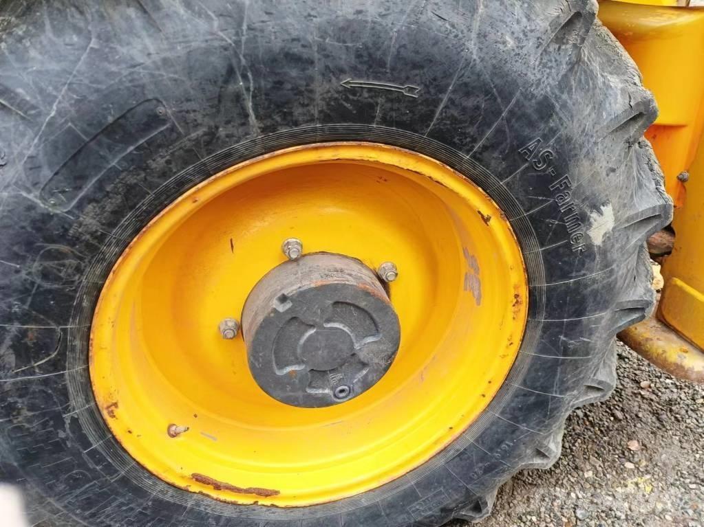 JCB 3 CX TLB's