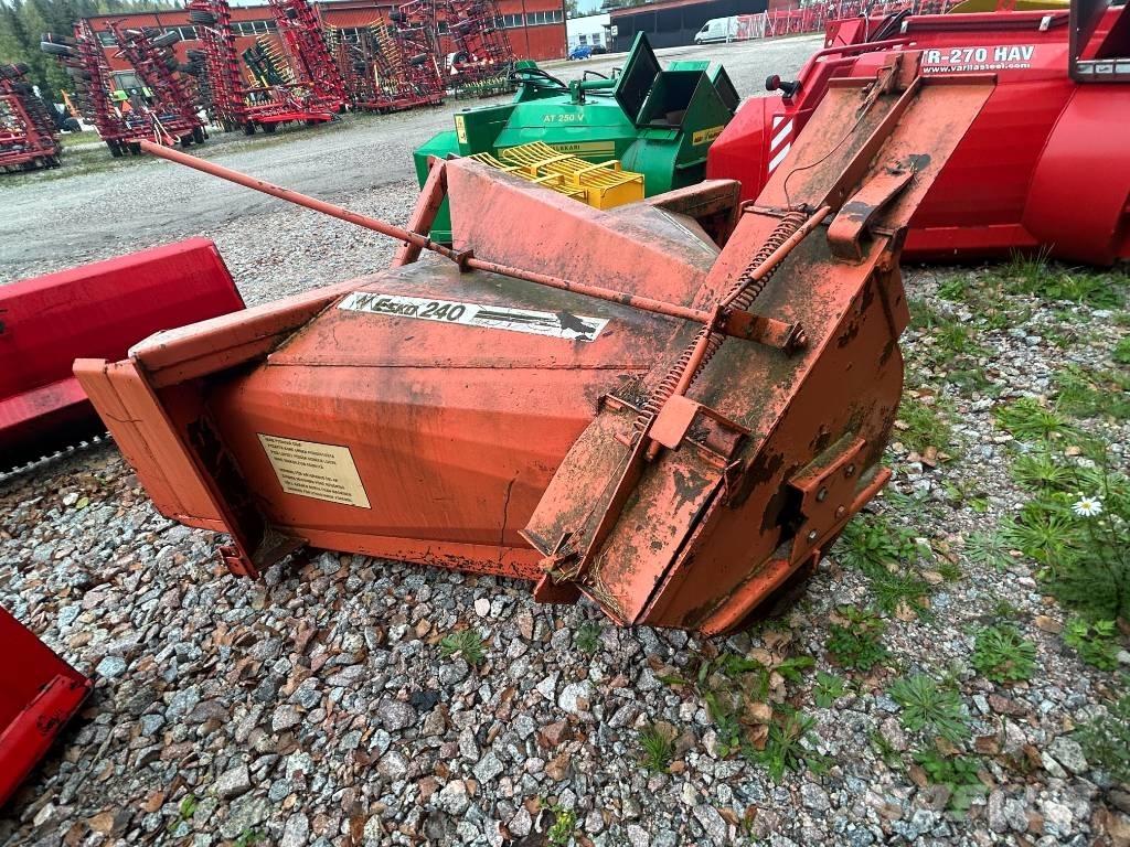 Esko 240 Snow throwers