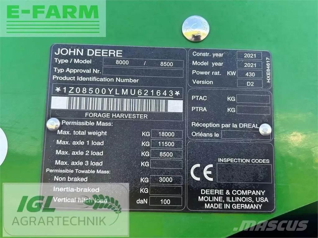 John Deere 8500i Self-propelled foragers