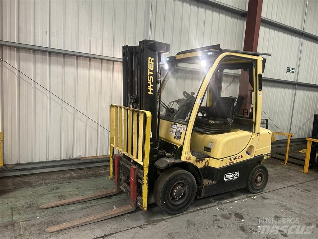 Hyster H2.5FT Diesel trucks
