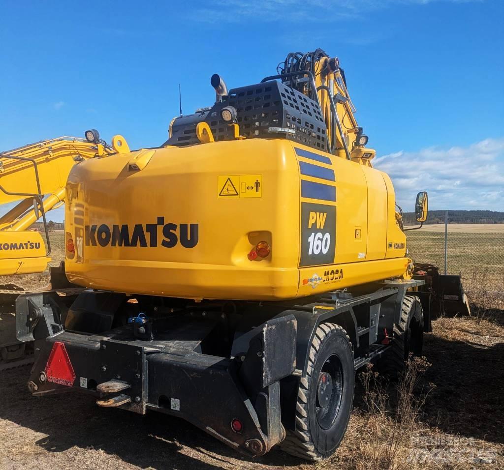 Komatsu PW160-11 Wheeled excavators