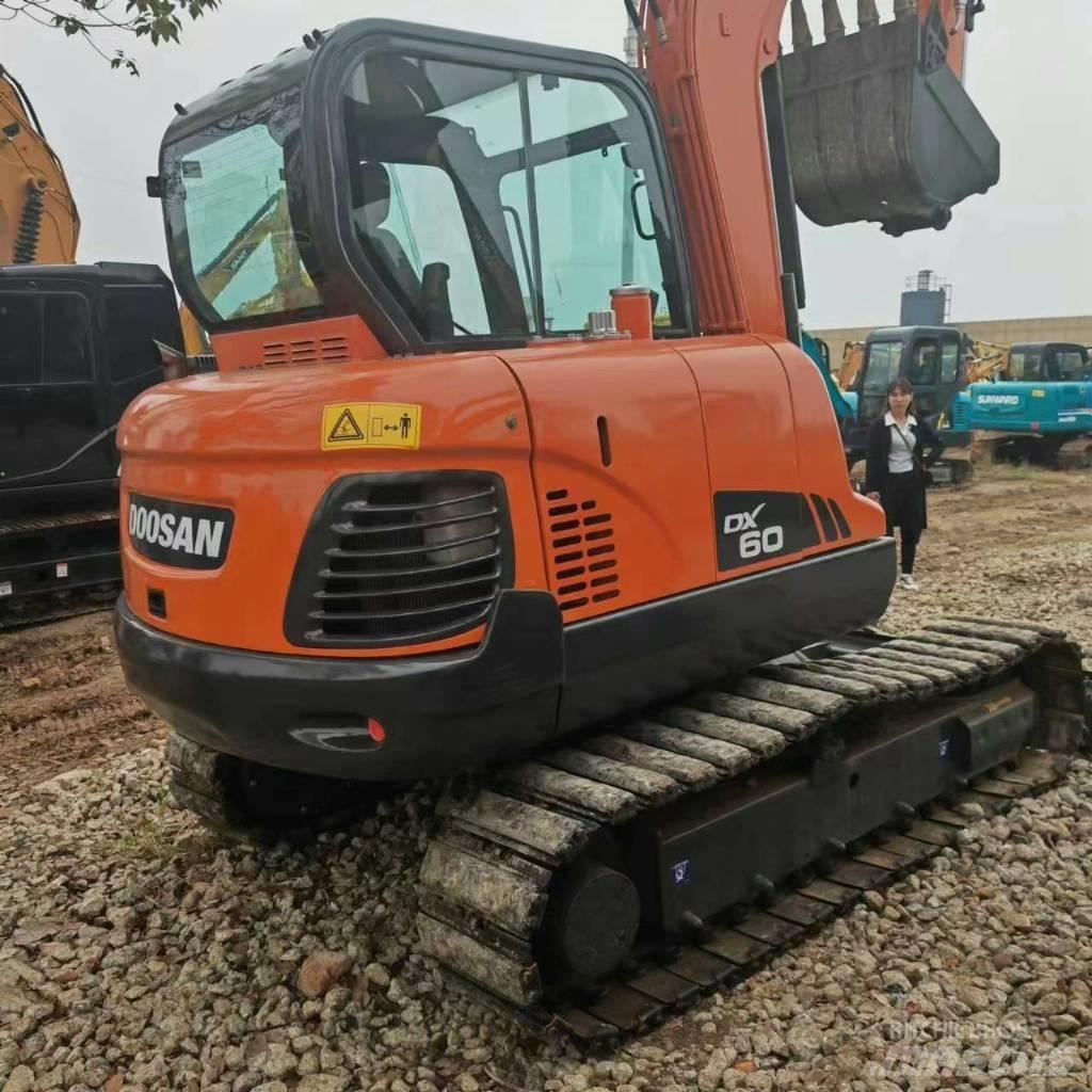 Doosan DX60 Mini excavators < 7t
