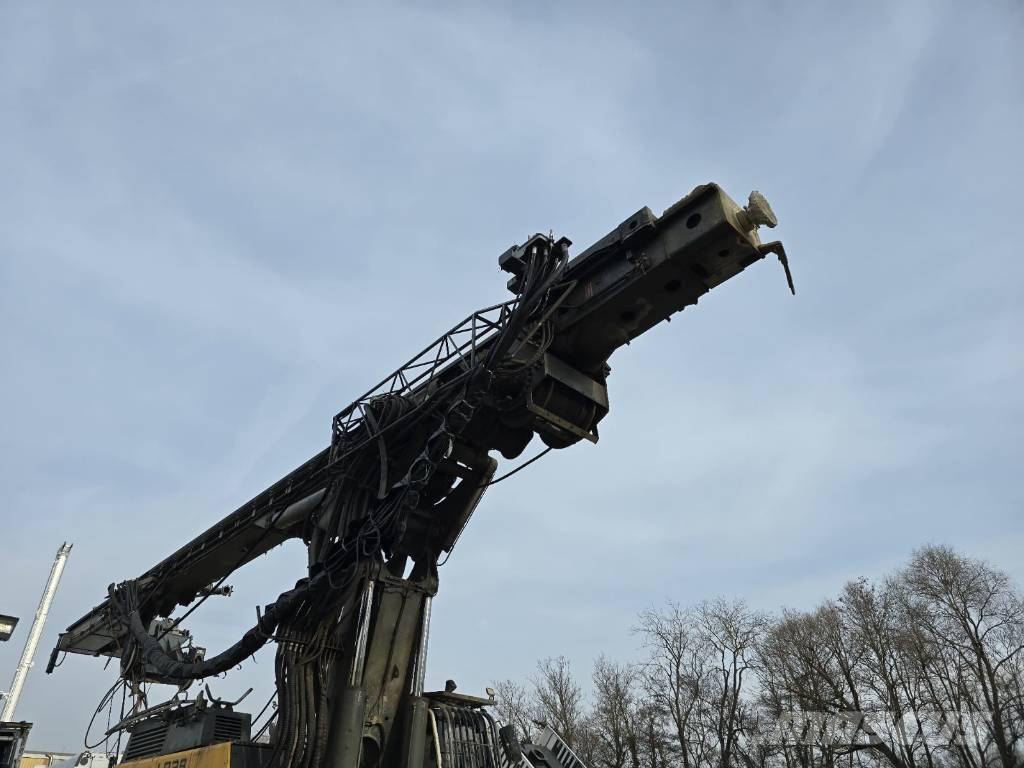 Liebherr LB 28 Piling rigs
