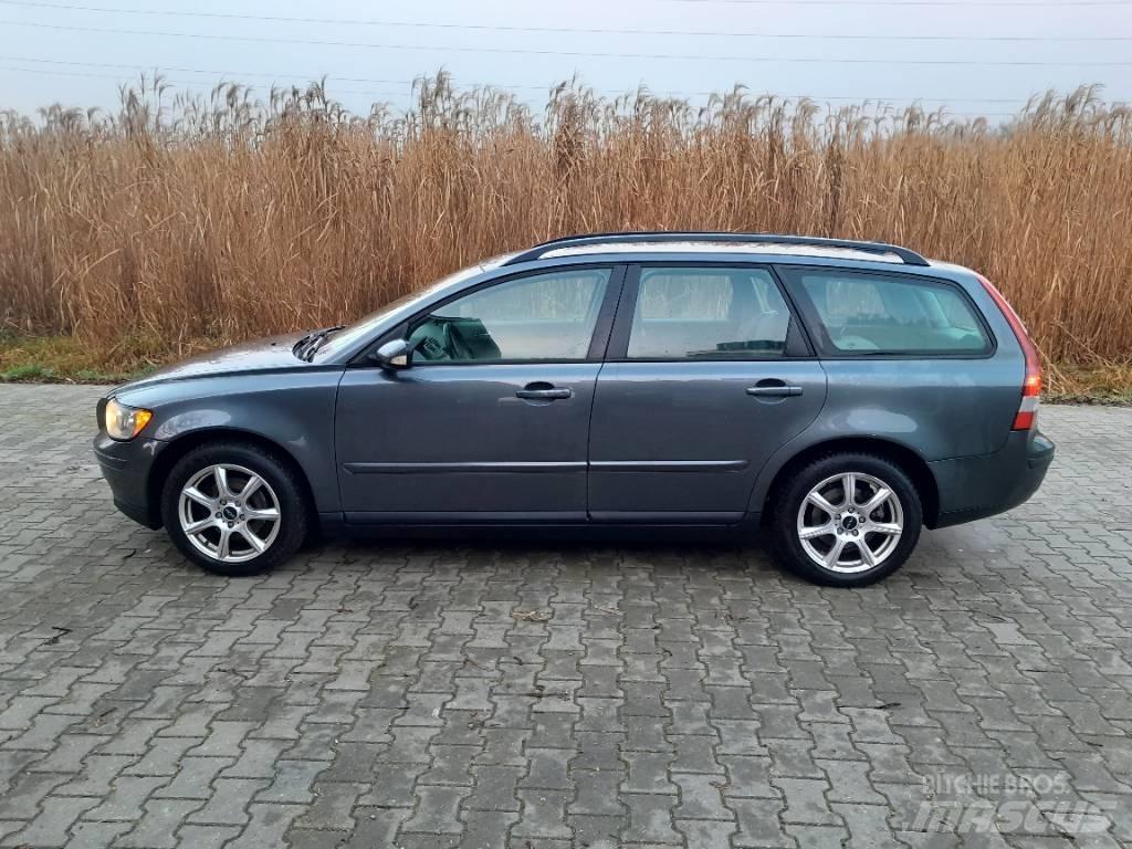 Volvo 1.6 D momentum Cars
