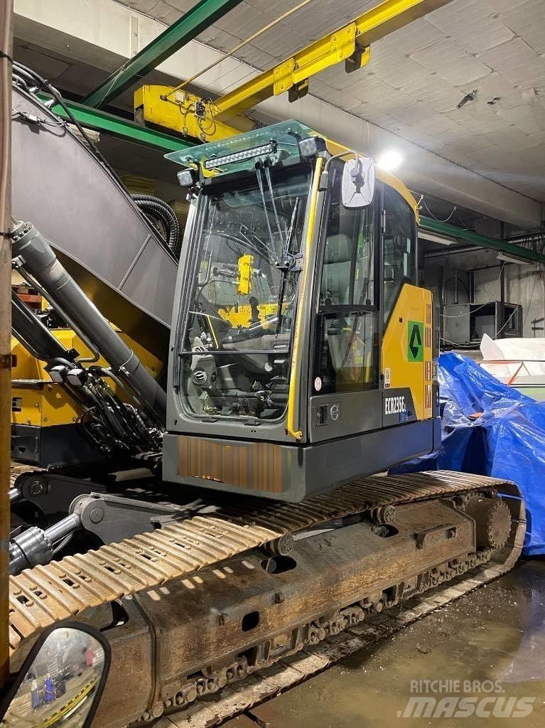 Volvo ECR 235 E Crawler excavators