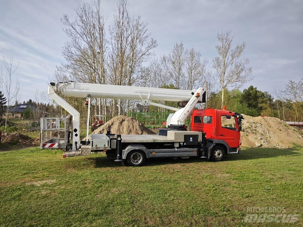 Ruthmann T 330 Truck mounted aerial platforms