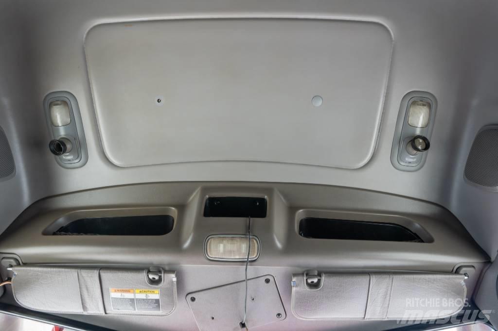 Peterbilt 379 Truck Tractor Units