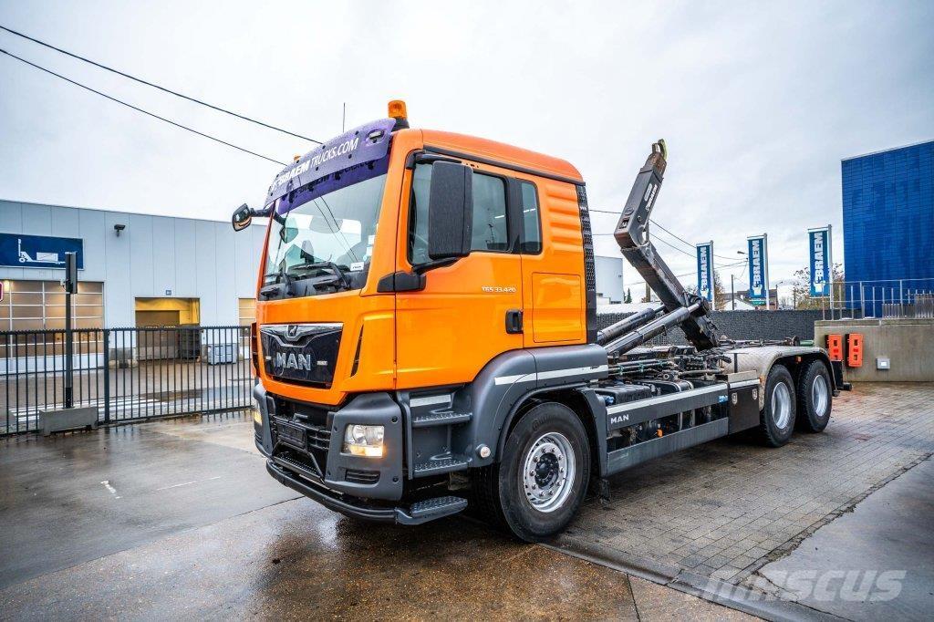 MAN TGS 33.420 BB Hook lift trucks