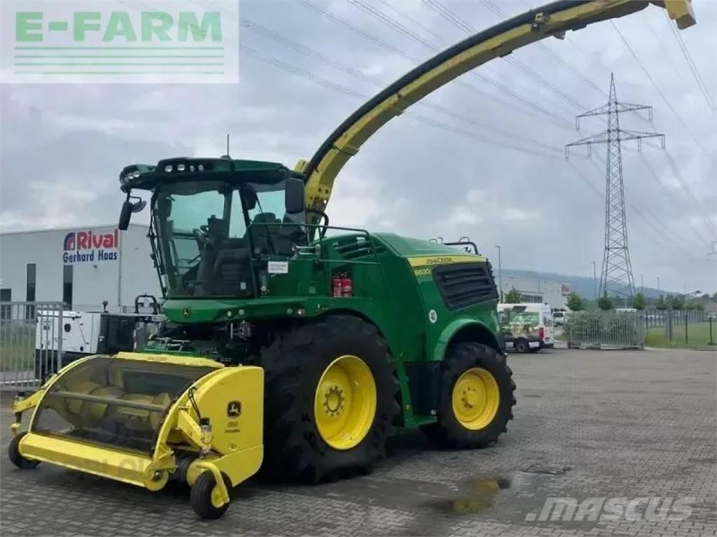 John Deere 8600i Self-propelled foragers