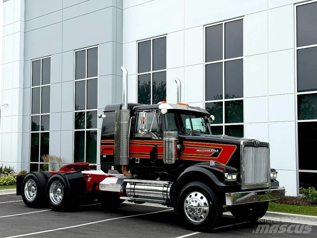 Western Star 4900 SF Truck Tractor Units
