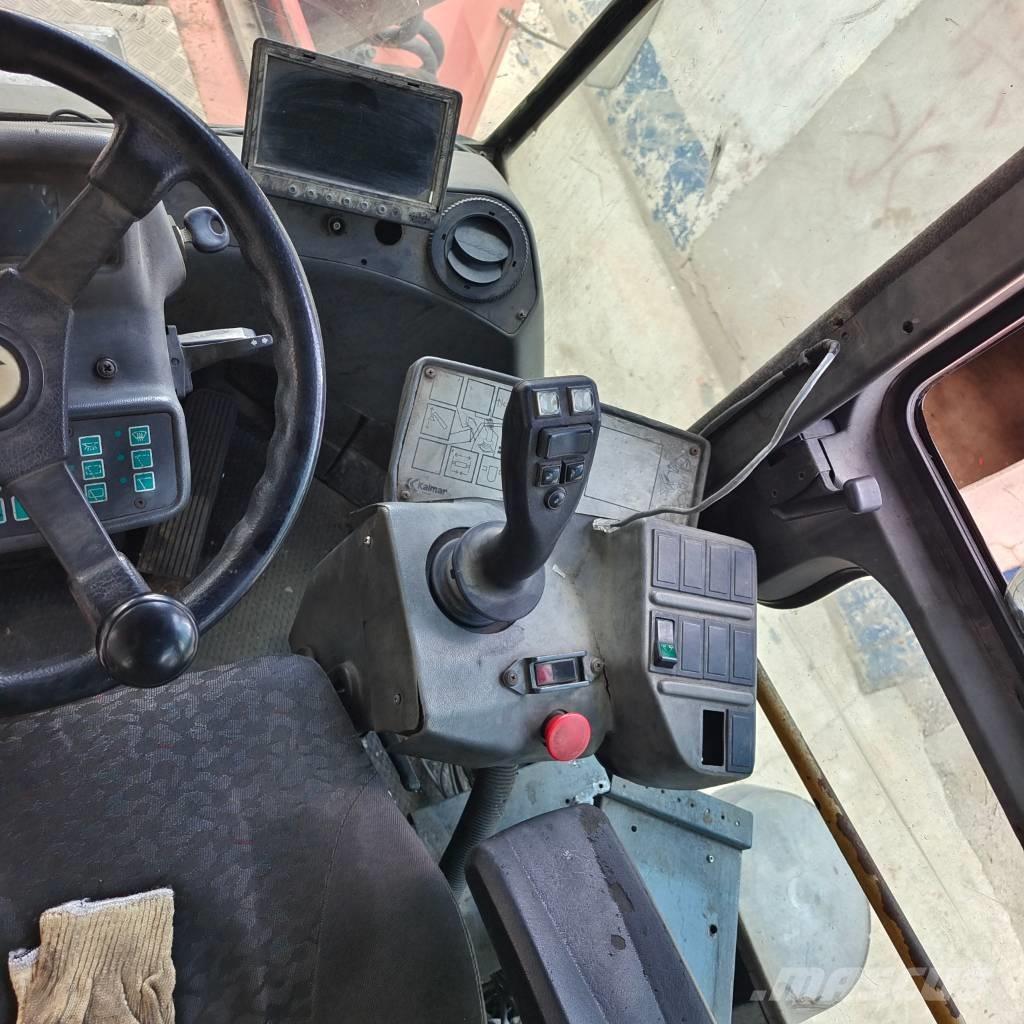 Kalmar DRD 450 Reachstackers
