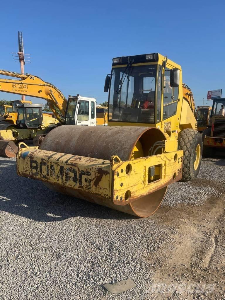 Bomag BW 213 D-3 Single drum rollers