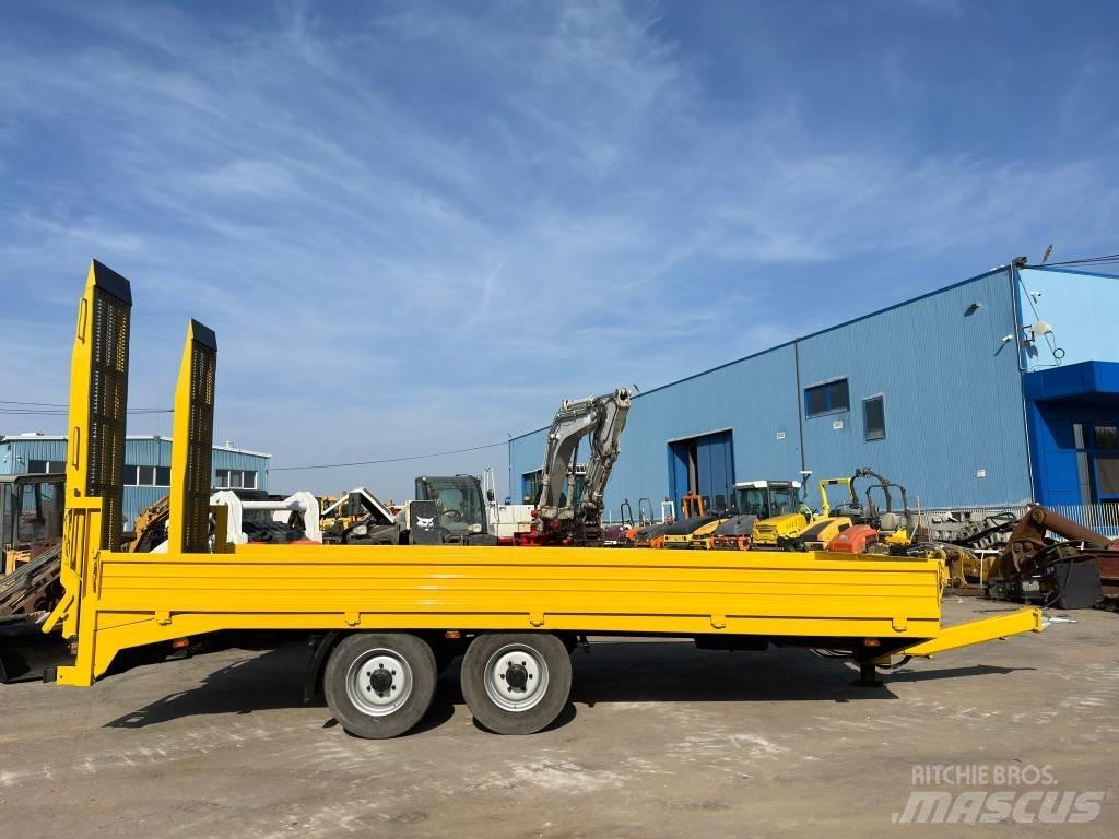 Müller-Mitteltal ZV2 Van Body Trailers