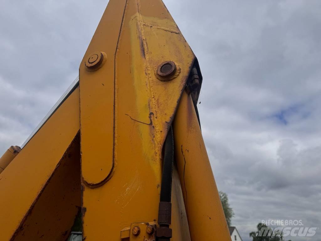 Komatsu WB 97 R-5EO TLB's