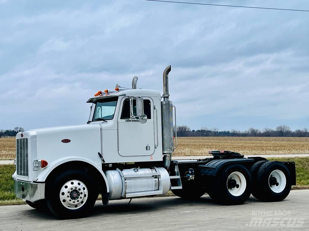 Peterbilt 378 Truck Tractor Units