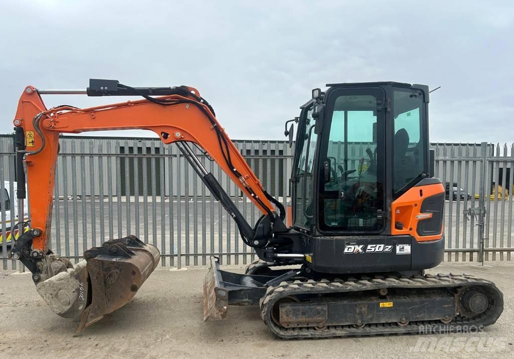 Doosan DX50Z-7 Mini excavators < 7t
