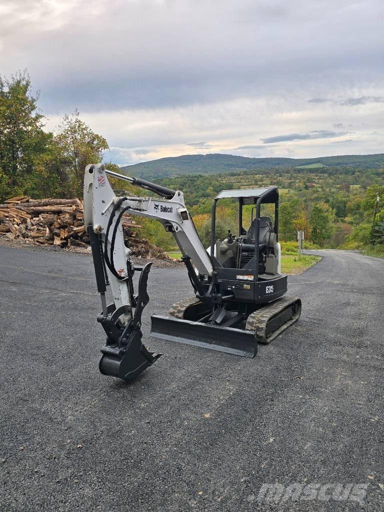 Bobcat E 35 Mini excavators < 7t