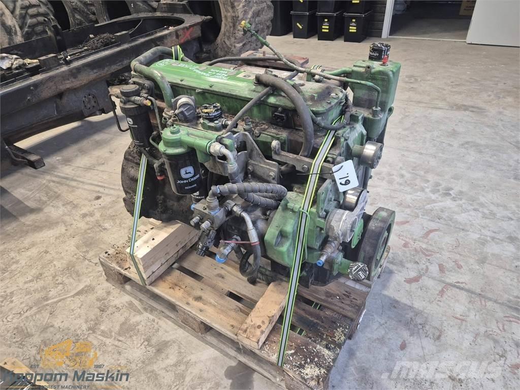 John Deere 1510e Engines