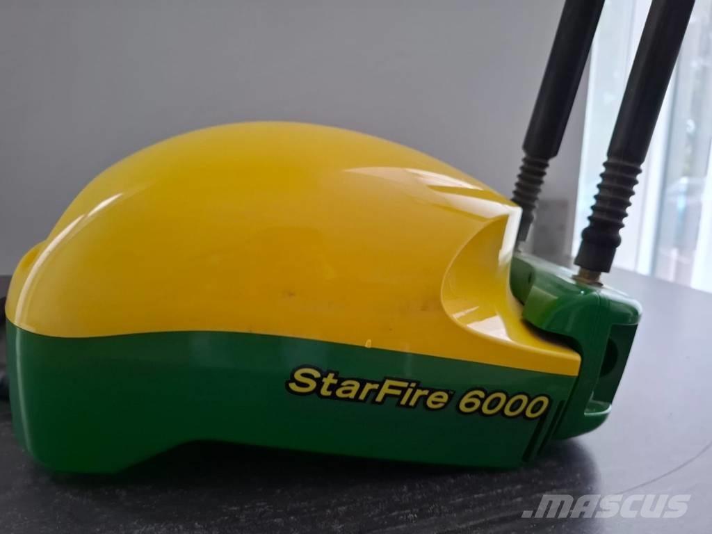 John Deere 8370 R Tractors