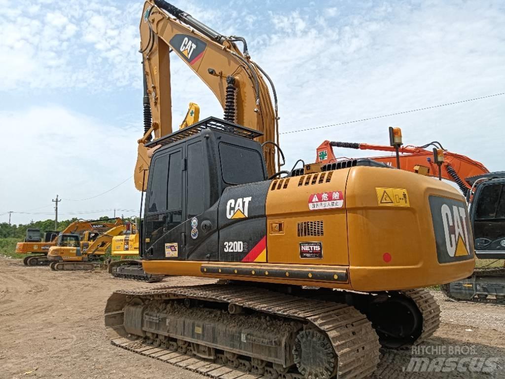 CAT 320D2 Midi excavators  7t - 12t