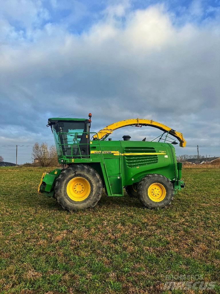 John Deere 7250 Forage harvesters