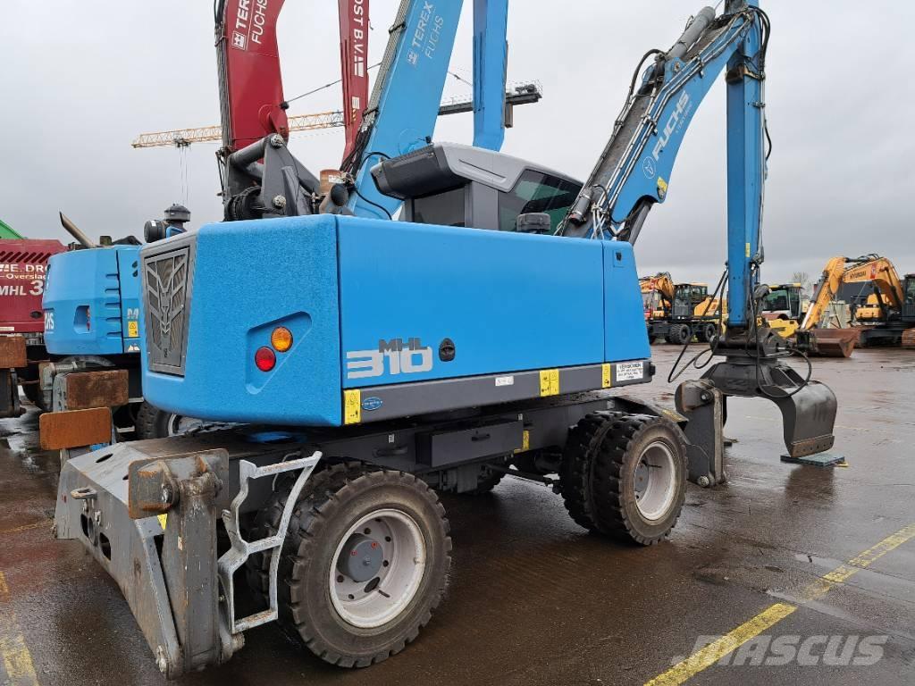Fuchs MHL 310 Waste / industry handlers