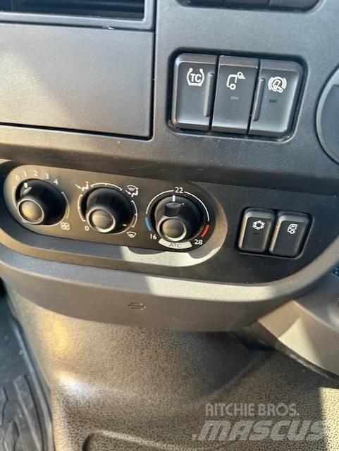 DAF XF 510 Truck Tractor Units