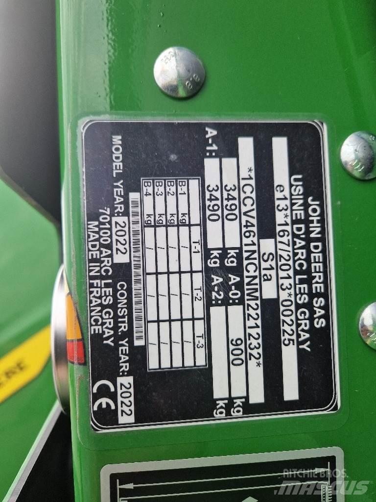 John Deere V461M Round balers