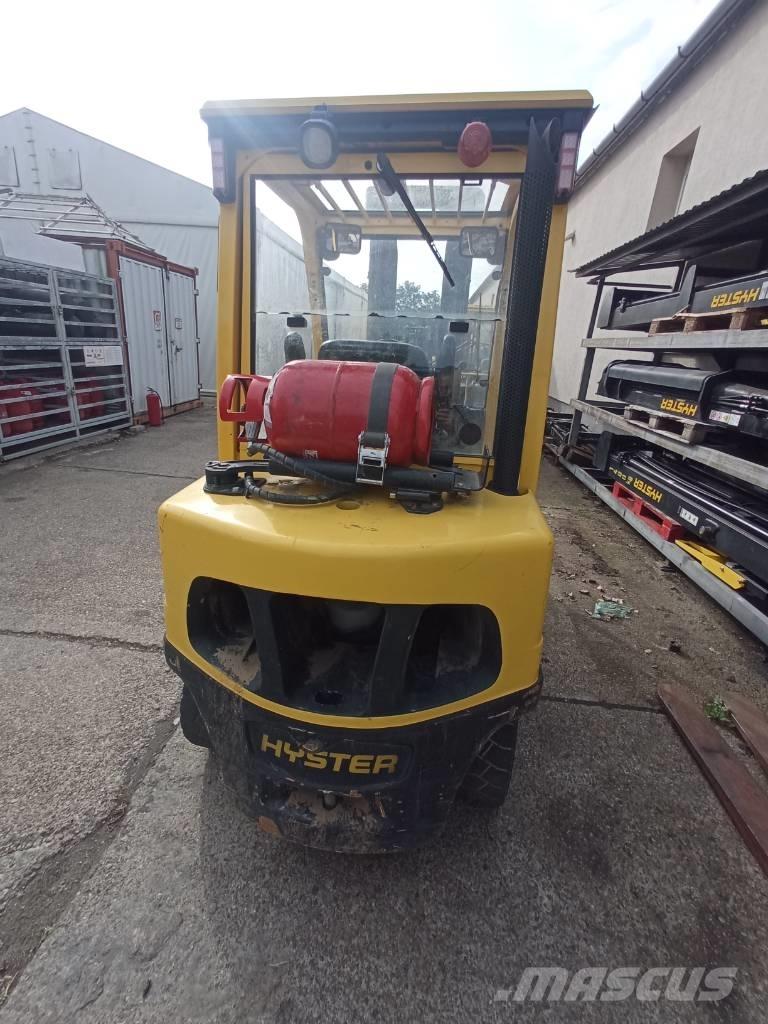 Hyster H 3.00 FT LPG trucks